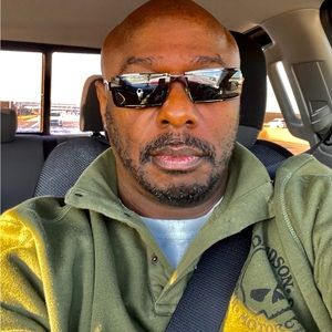 Meet your Posher, Rodney m.